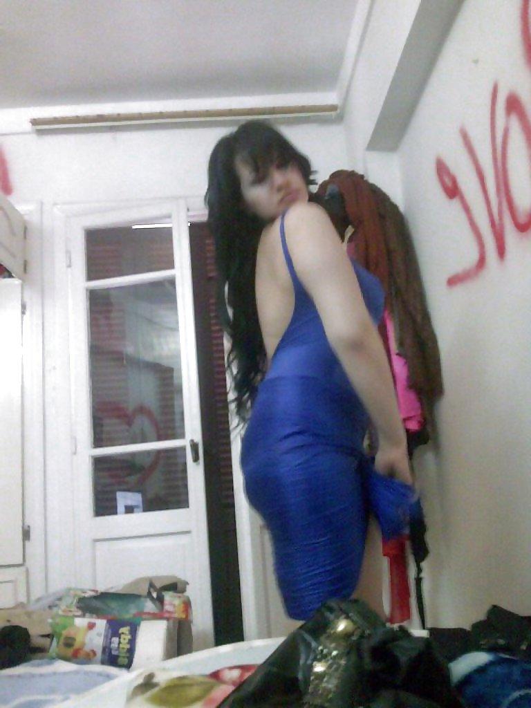9P Hot arabian girl