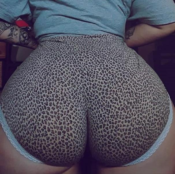 25P Micaela Gorda Puta