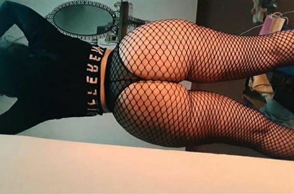 25P Micaela Gorda Puta