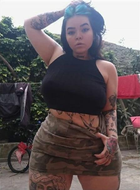 25P Micaela Gorda Puta