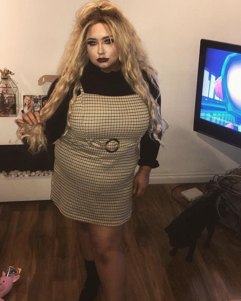 25P Fat fuck puppet Amy