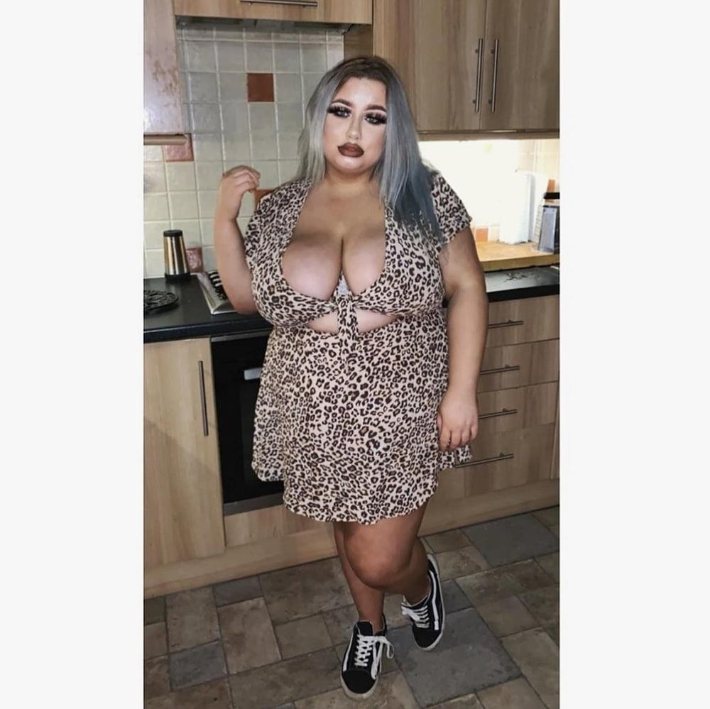 25P Fat fuck puppet Amy