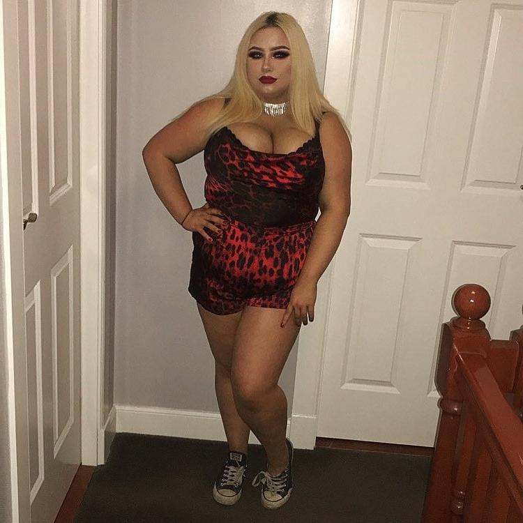 25P Fat fuck puppet Amy