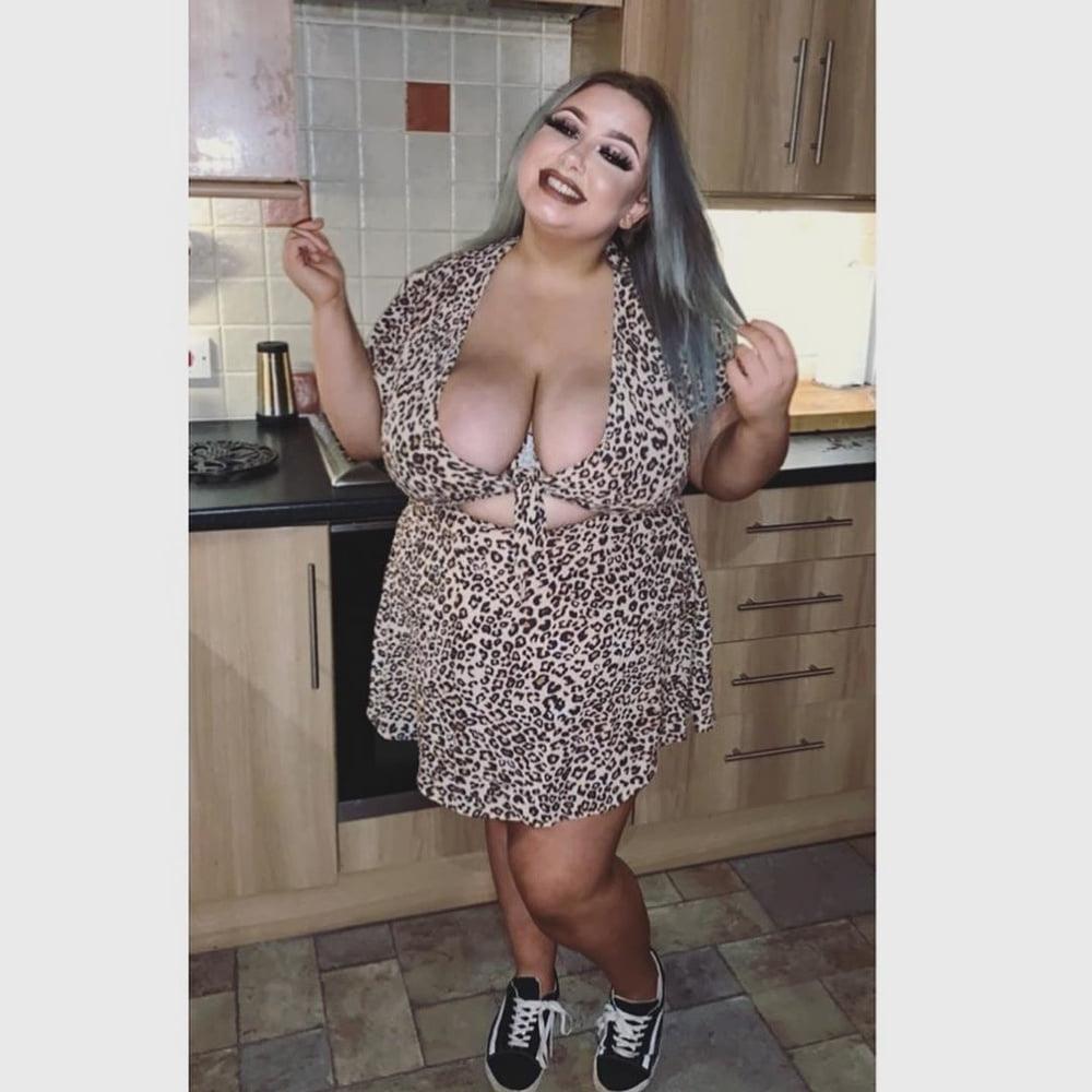 25P Fat fuck puppet Amy