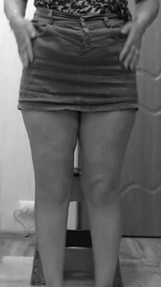 24P My wife upskirt. Selfies