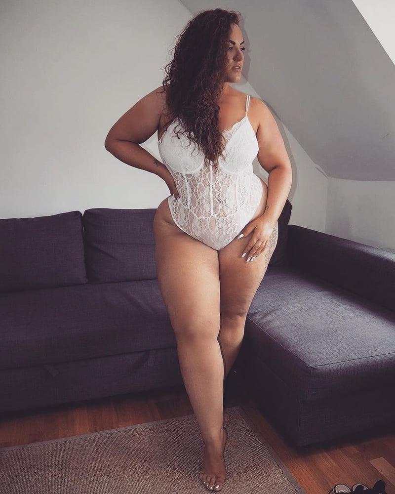 25P Danielle fat slag