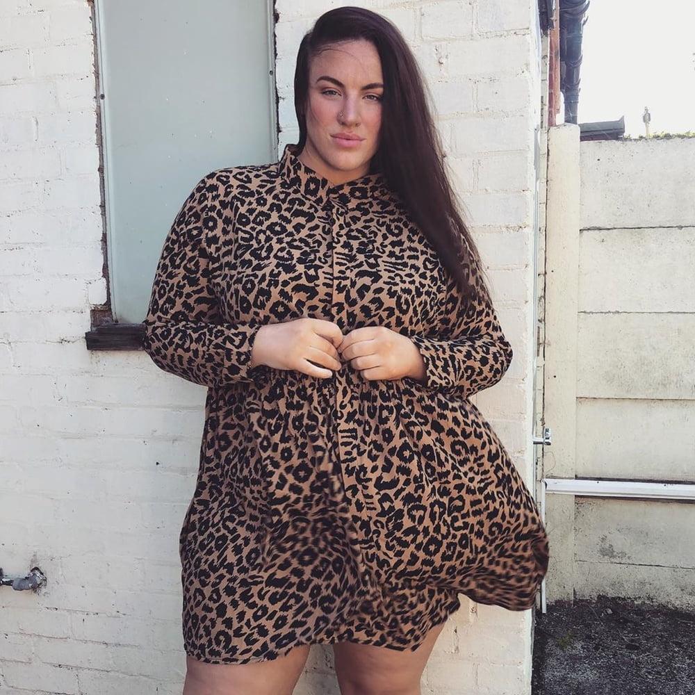 25P Danielle fat slag