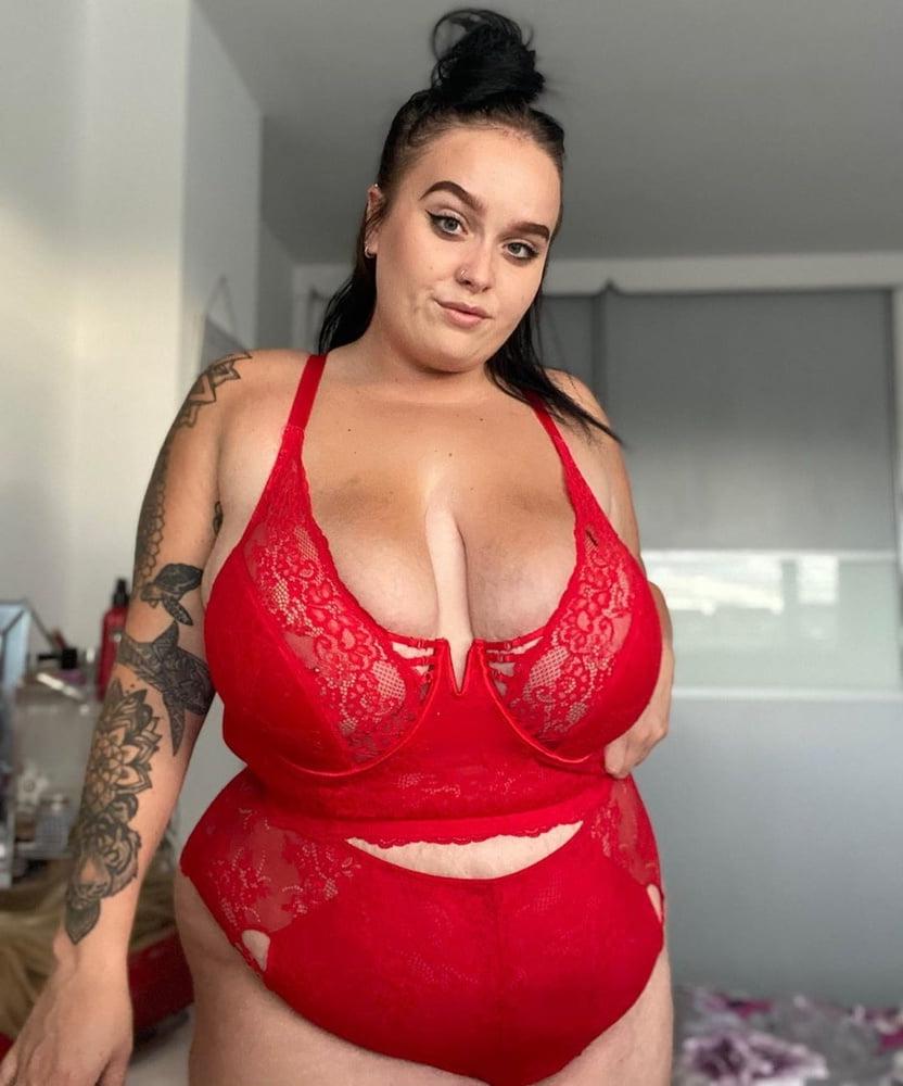 25P Chloe fat whore