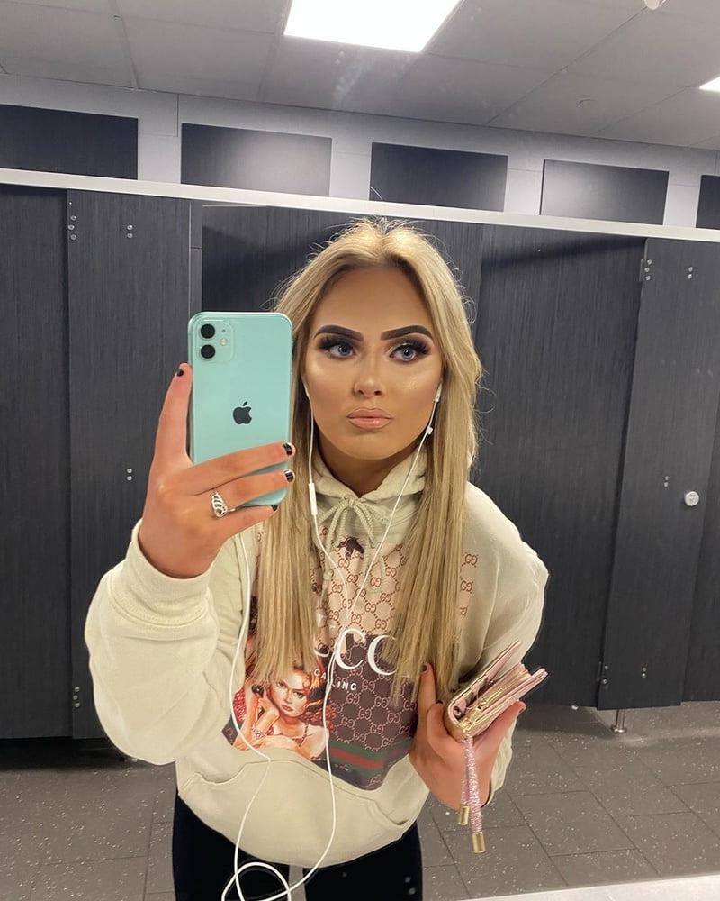 25P Blonde bimbo Harliegh