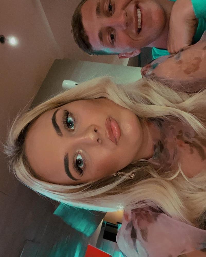 25P Blonde bimbo Harliegh