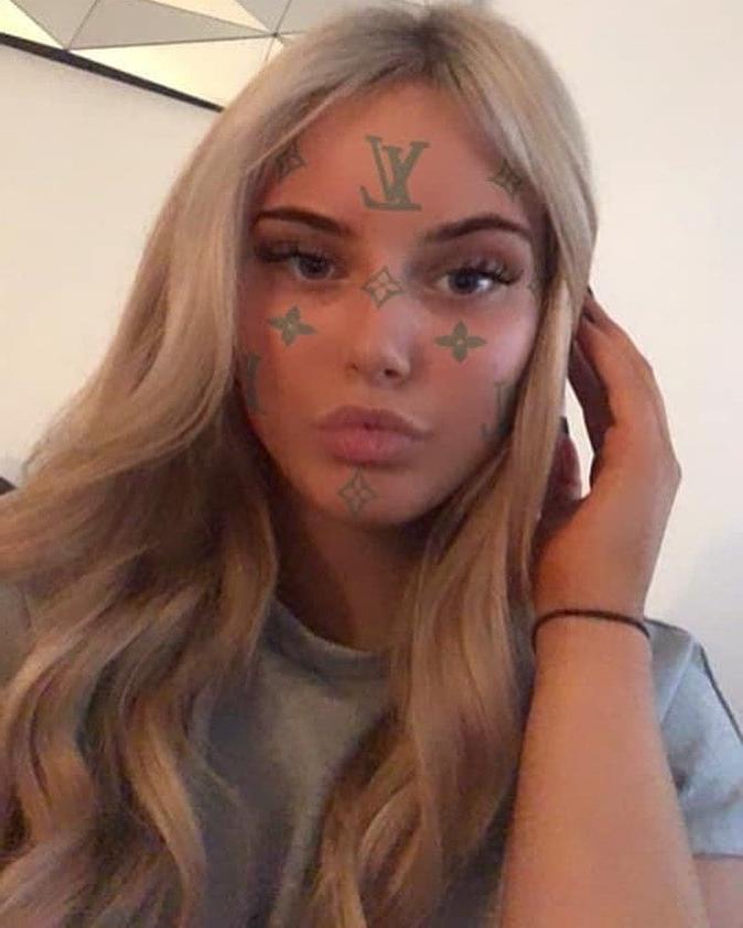 25P Blonde bimbo Harliegh