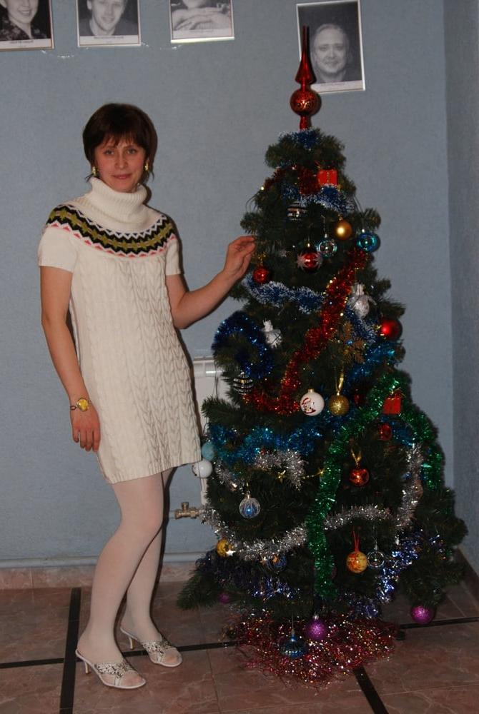 25P Wives Family &amp; GFs in Pantyhose
