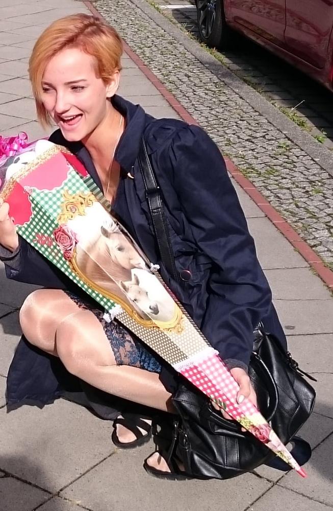 25P Wives Family &amp; GFs in Pantyhose