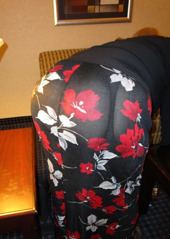 25P pucker8551 's sexy ass wife