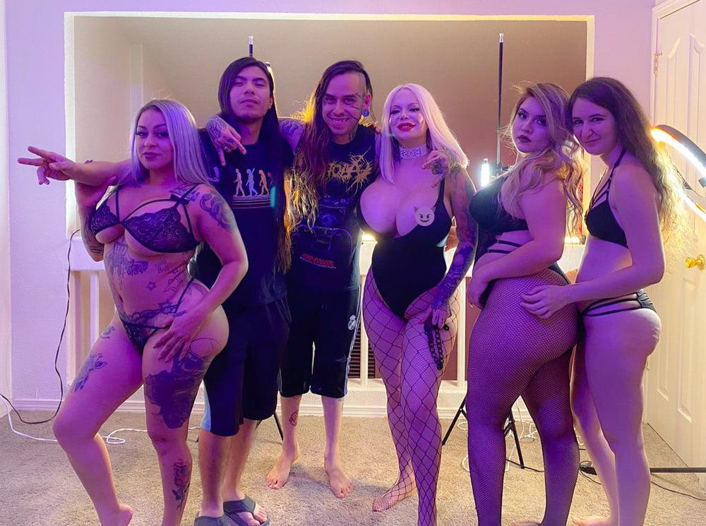 10P Recording new music video