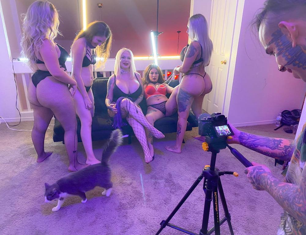 10P Recording new music video