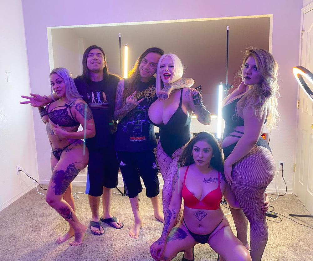 10P Recording new music video