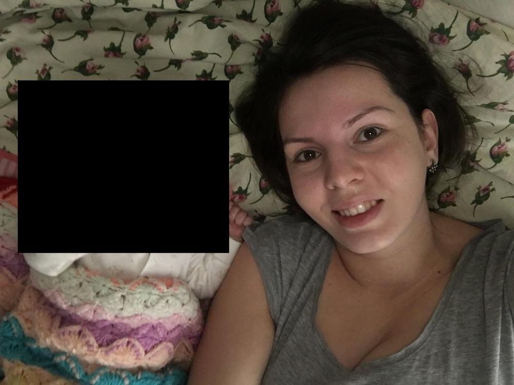15P sexy young wife 2