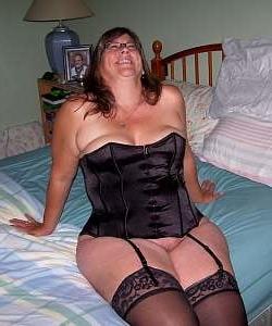 13P wanted ur wife poen