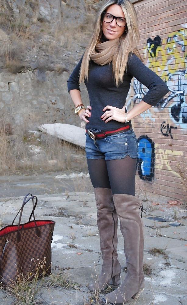25P Queens in jeans CIII - Hand- and Blowjobs