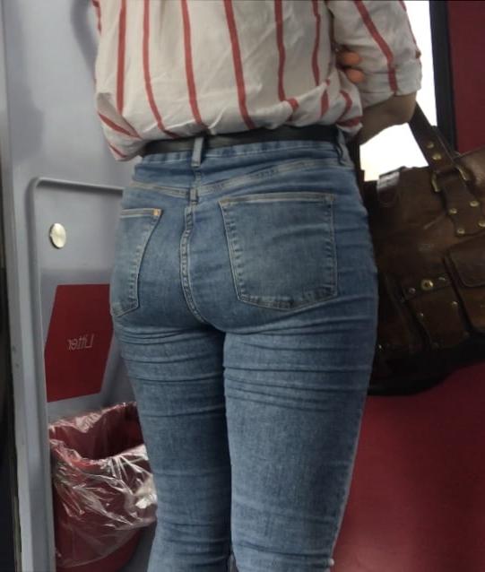 15P Jeans teen on the train