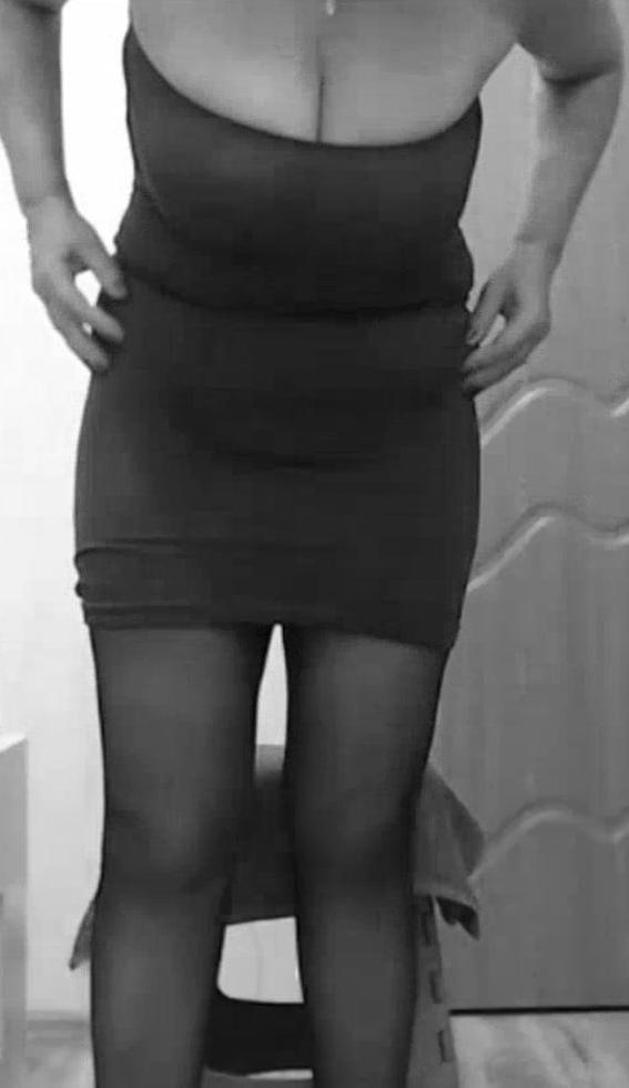 25P My horny wife upskirt. Selfies