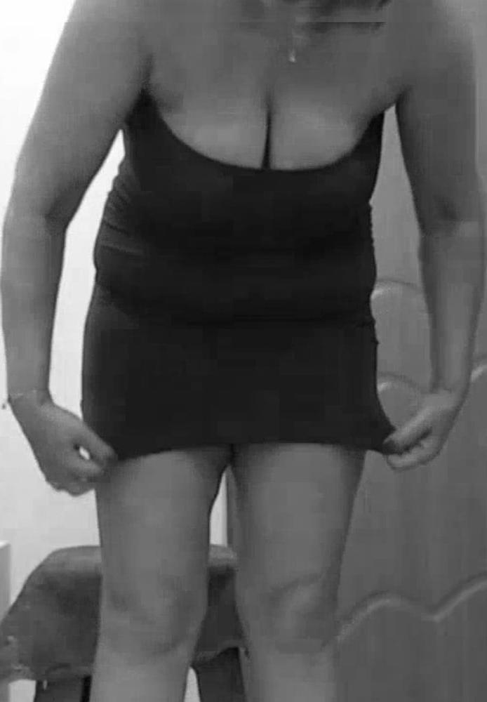 25P My horny wife upskirt. Selfies