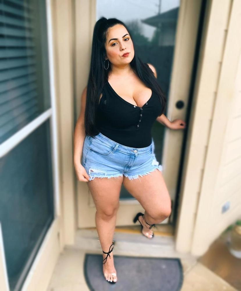 25P Barbi fat fuck slut