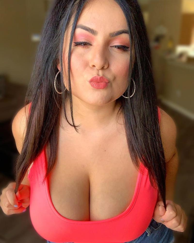 25P Barbi fat fuck slut