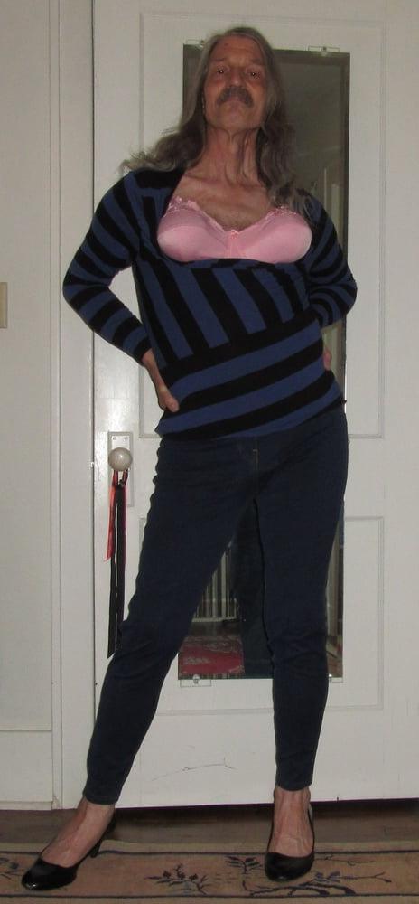 25P Showing Off My Big Tits and Big Butt