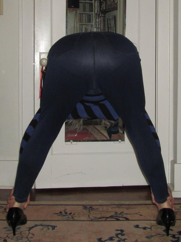 25P Showing Off My Big Tits and Big Butt