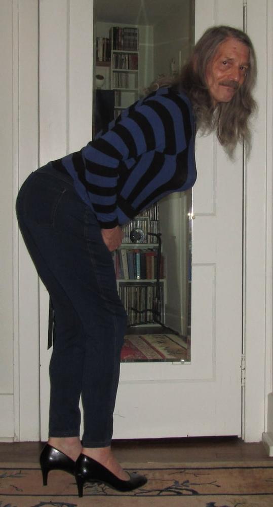 25P Showing Off My Big Tits and Big Butt