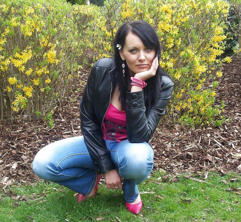 25P Beantys in jeans, nn - no porn