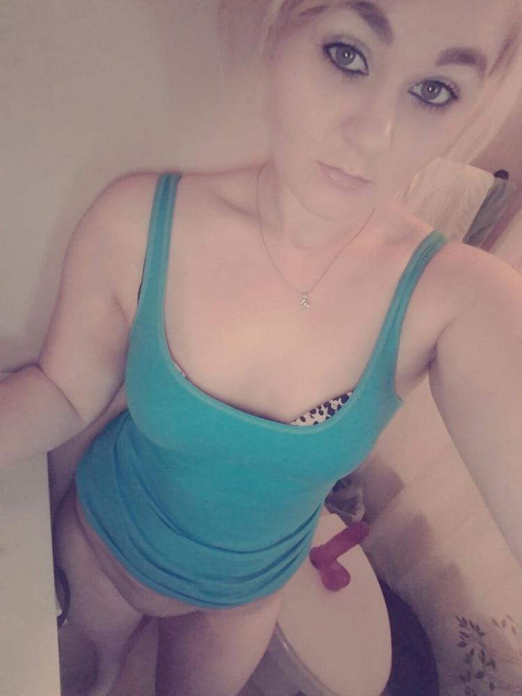 25P Disgusting Teen Whore Sucks Fucks And Degrades Herself For $