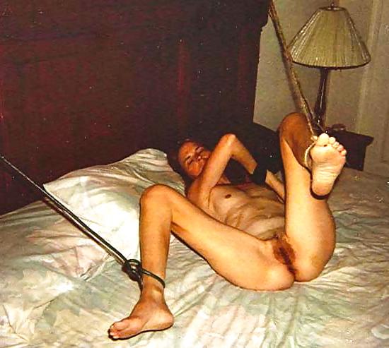 25P KEY- Tied up to Bed 03
