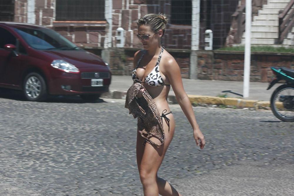 25P Brazilian Bundas but