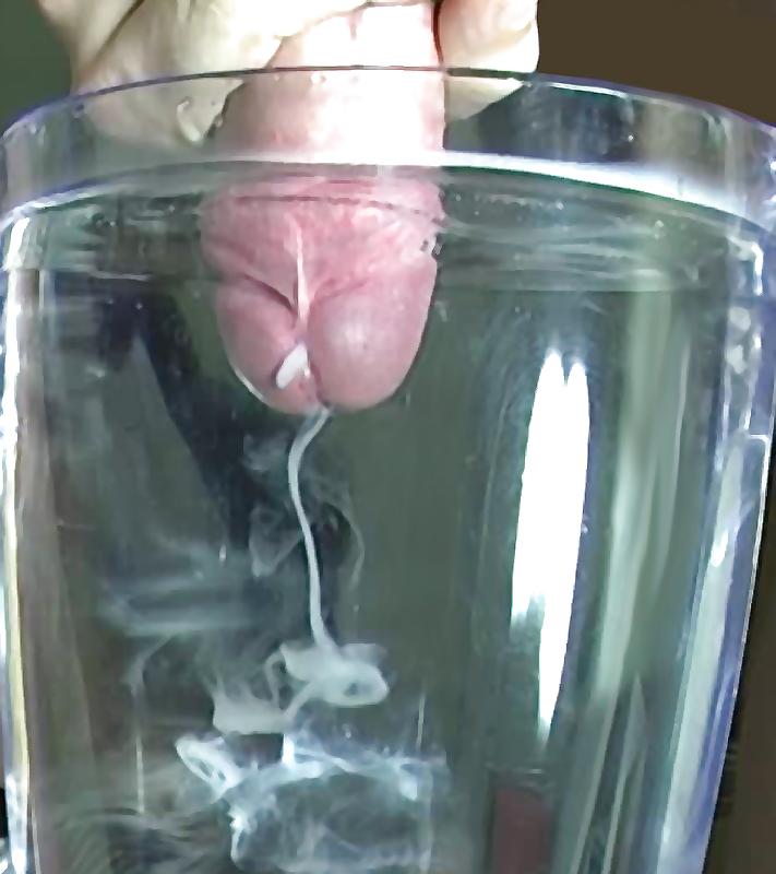 25P VIDEO SNAPSHOTS OF ME CUMMING!