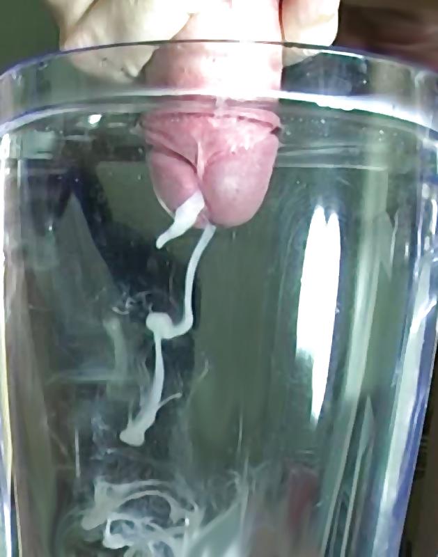 25P VIDEO SNAPSHOTS OF ME CUMMING!