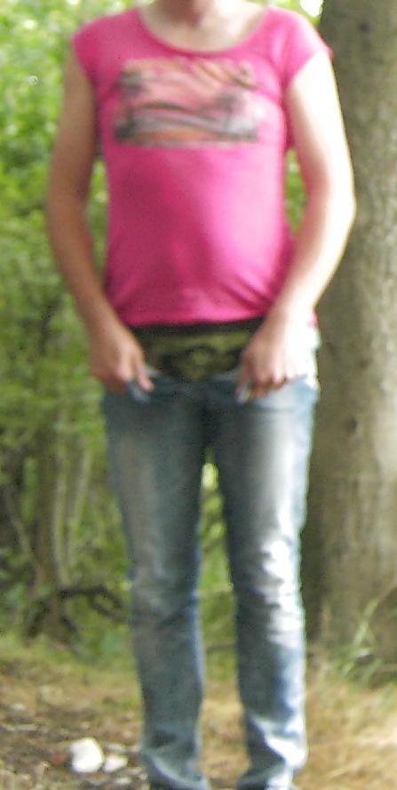 25P Queens in jeans XI