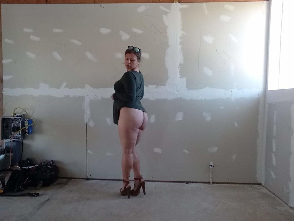 17P Curvy blonde PAWG