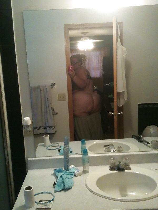 6P Another phat ass farm girl