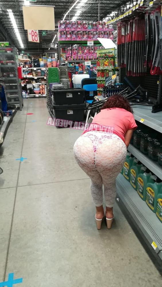 25P Public Latina see through