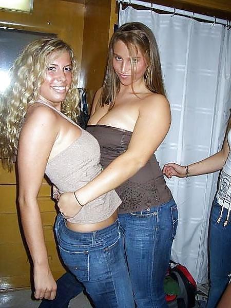 23P Queens in jeans XXXIII