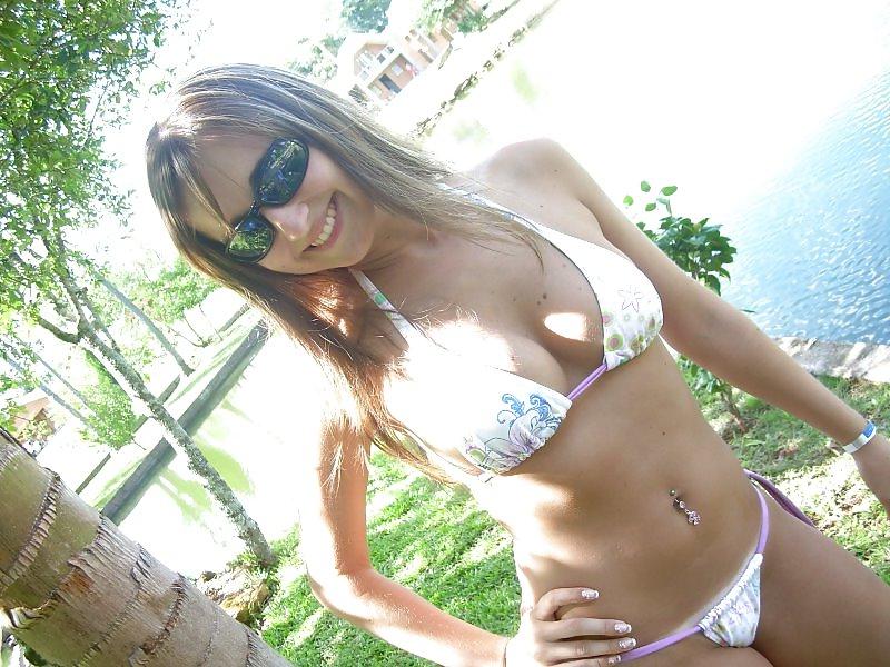 25P Hot Brazilian Girls