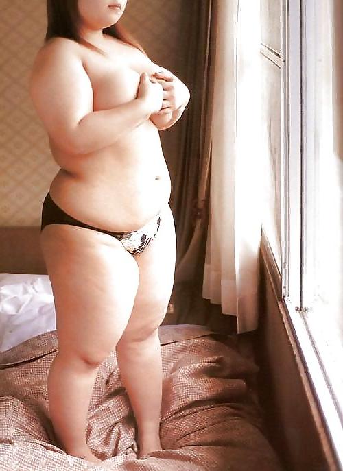 11P Thick Sluts