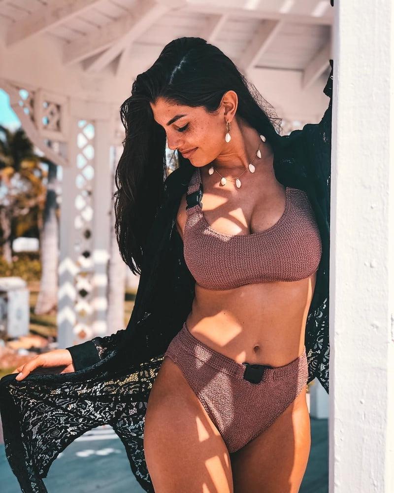 16P Yeliz Koc - Sexy Turkish IG Model