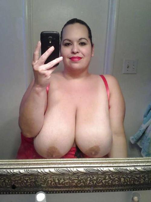 25P AMAZING CURVY PAWG WITH THICK THIGHS 3