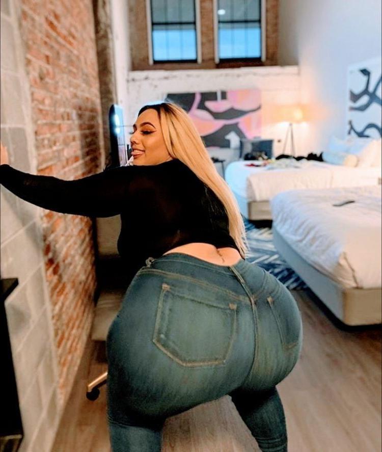 25P In Dem Jeans #3