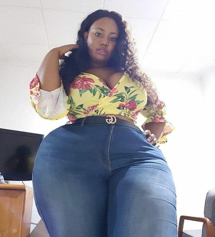 25P In Dem Jeans #3