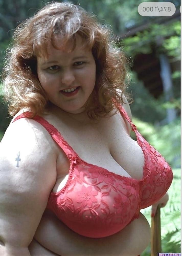25P cellulite sluts 2 . very fat arms, flabby ass, cellulite leg